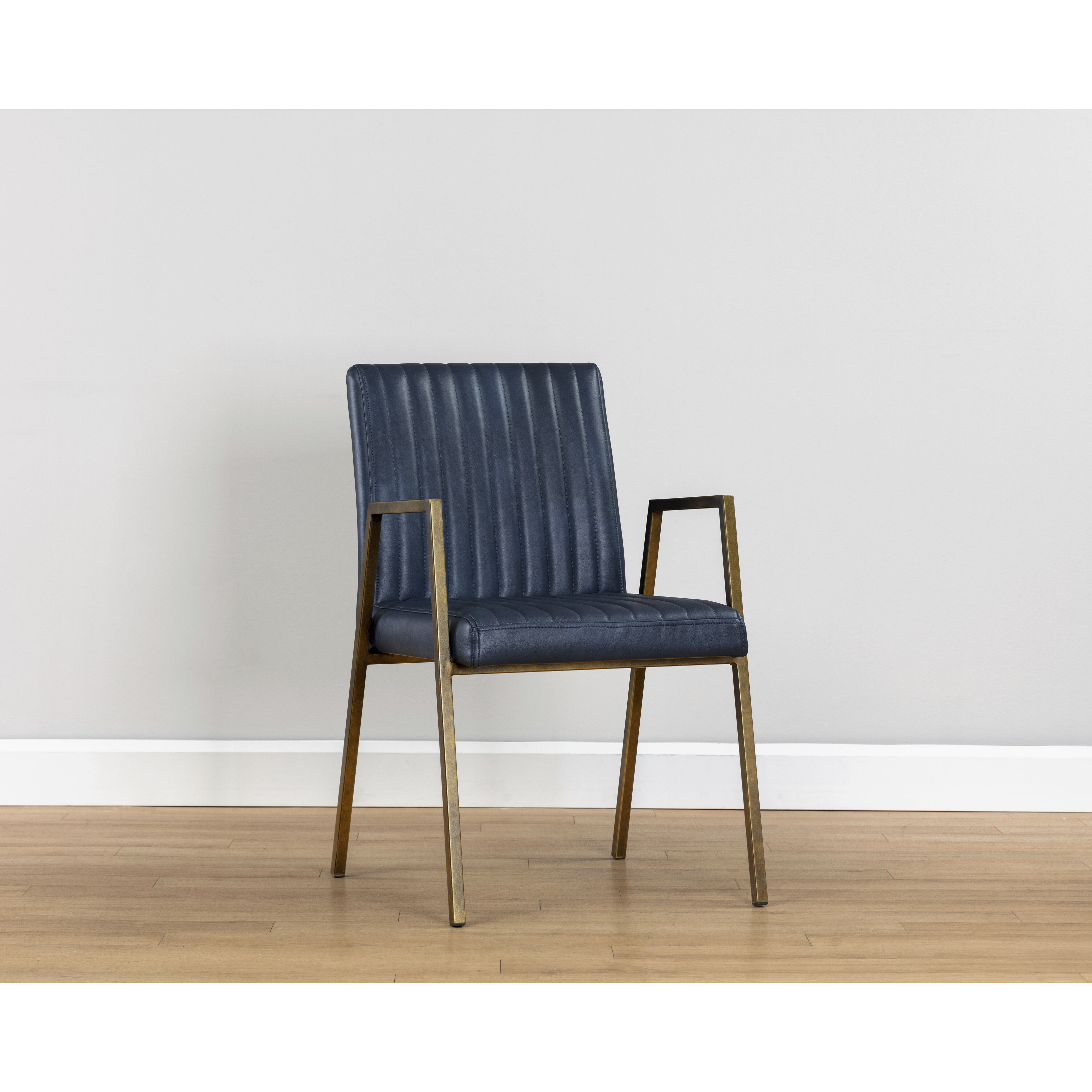 Homer Bravo Admiral Dining Armchair